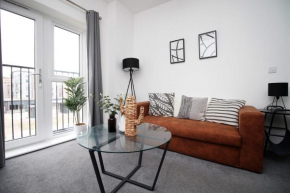 BarryVinGin by Mia Living Close to beach, free parking, modern 2 bedroom apartment
